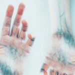 Masken gegen hormonelle Akne – was ist einen Versuch wert?